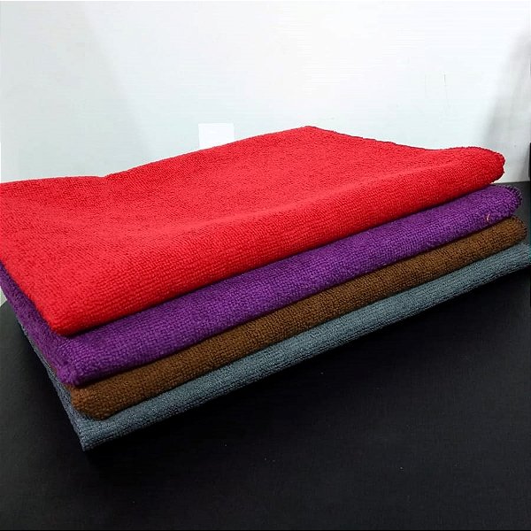 TOALHA MICROFIBRA 60X80 VERMELHA / CINZA / MARROM / ROXA