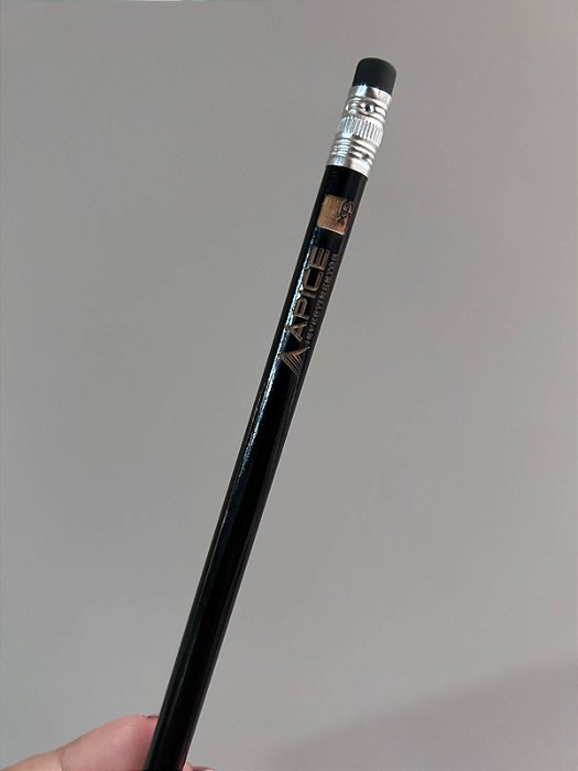 Lápis com borracha preto