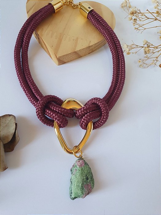 Vega Zoesita com Rubi (bordô)