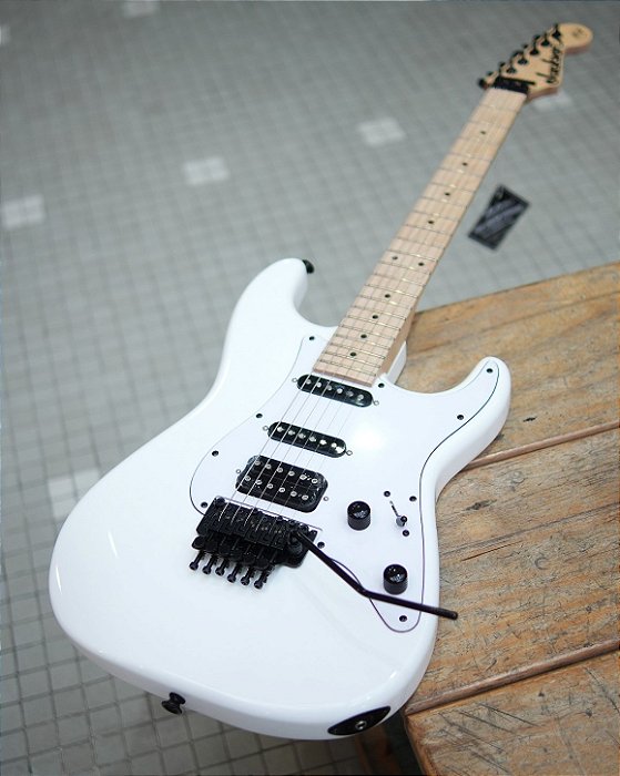 Guitarra Jackson Adrian Smith Sdx Mn Snow White (nova)