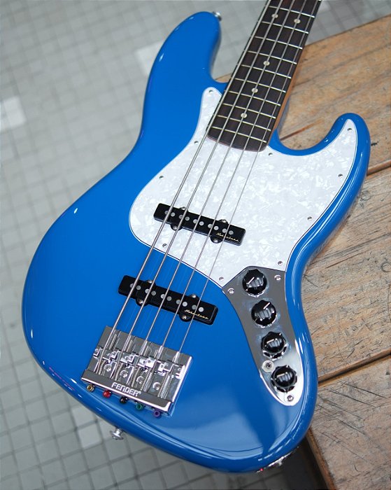 Contrabaixo Fender Player II Modified Jazz Bass V (seminovo)