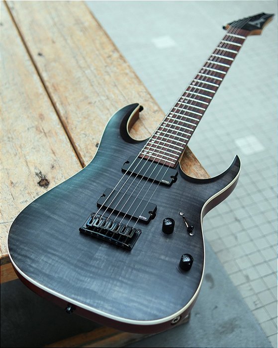 Ibanez 7 cordas RGA742FM com upgrades: Gotoh e caps 81/85 (usada)