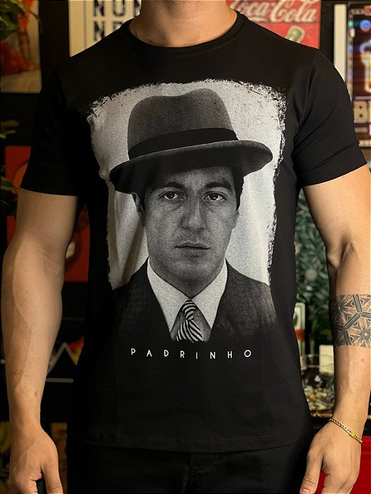 Camiseta Canoa Padrinho Preto Red Feather