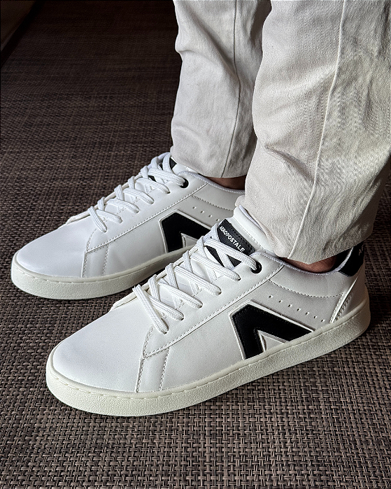 Tênis Dubai Branco e Preto Aeropostale
