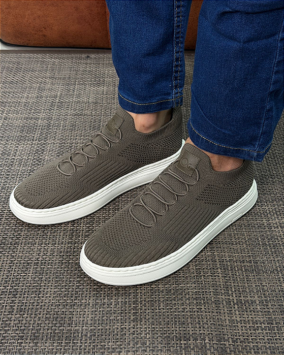 Tenis Knit Marrom Ogochi