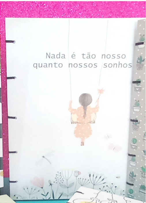 Caderno de Ideias Copta Menina no Balanço - Nada é Tão Nosso