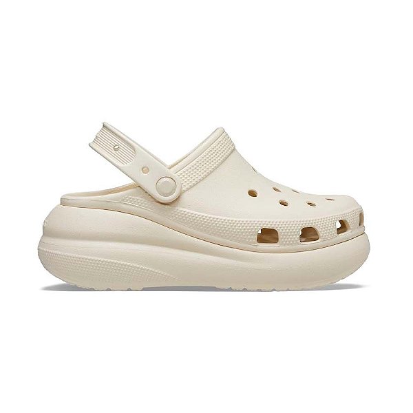 Sandália Crocs Classic Crush Clog Creme Feminino