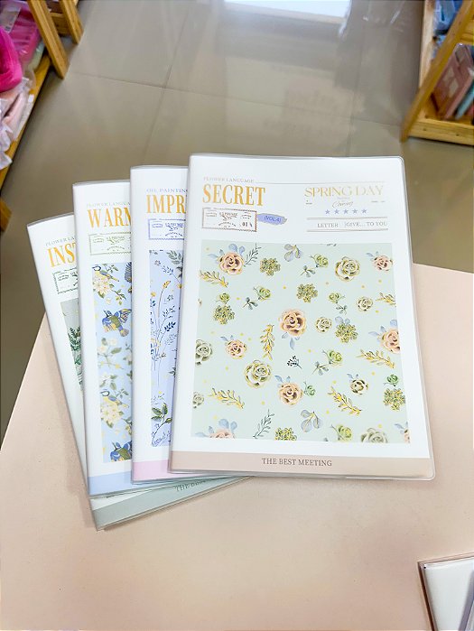 Caderno Florescer com capa protetora/ B5