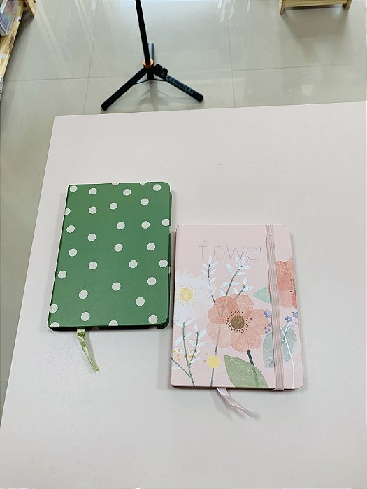 Caderneta de Brochura Sem Pauta | A6