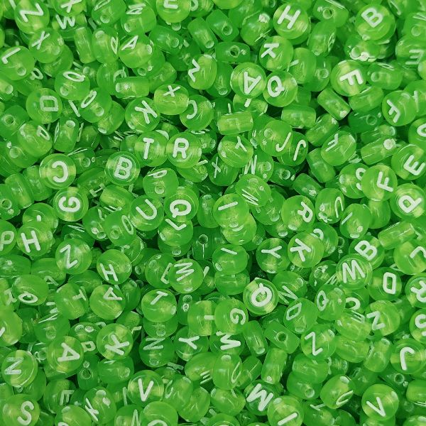 Miçangas Brasil Copa Kit 600 Letras Verde e Branco p/ Criar Pulseiras e Bijuterias Torcida Diy