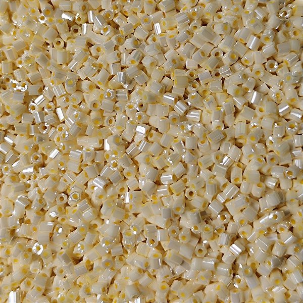 Miçangas 12/0 Kit com 40g Cor Vidrilho Creme p/ Bijuterias Artesanato