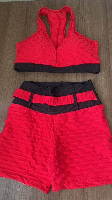 CJSH53006 - CONJUNTO SHORTS E TOP BROCADO PRETO COM VERMELHO