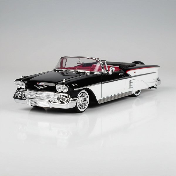 Chevrolet Impala 1958 Low Rider- Escala 1/24