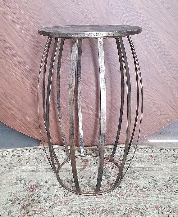 Mesinha de ferro red 0,65x0,40