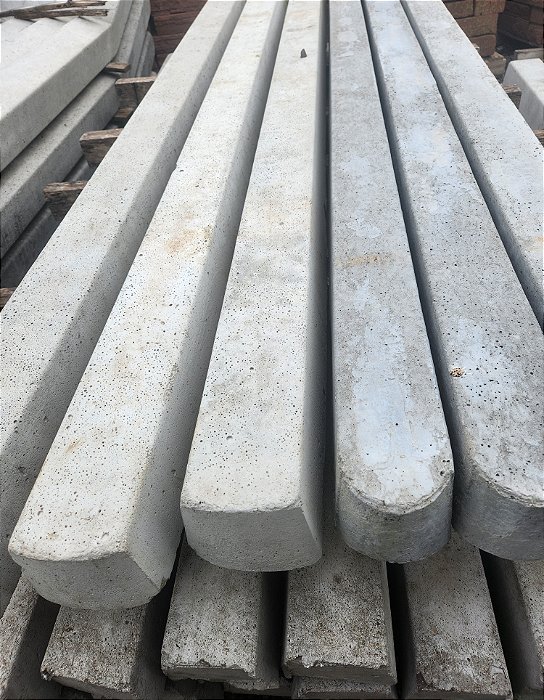 Mourão de Concreto 10 x 10 x 2,00m Reto ou Curvo