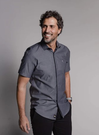 CAMISA VICENZA MANGA CURTA BOTÃO COBERTO CINZA