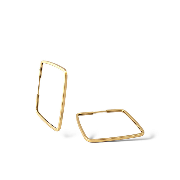 BRINCO QUADRADO 04 EM OURO 18K