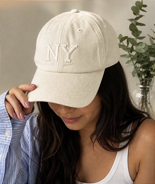 Boné American Eagle: Modelo NY ( Cor: Nude ) - pronta entrega