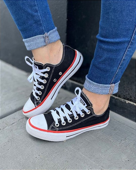 Converse All Star Baixo Preto Couro