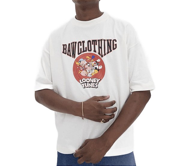 Camiseta Baw New Oversized Turma Looney Tunes Off White