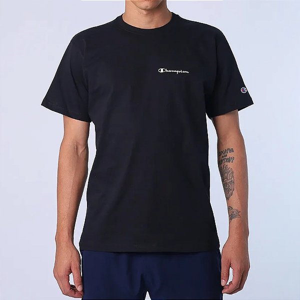 Camiseta Champion What Moves You Script Black