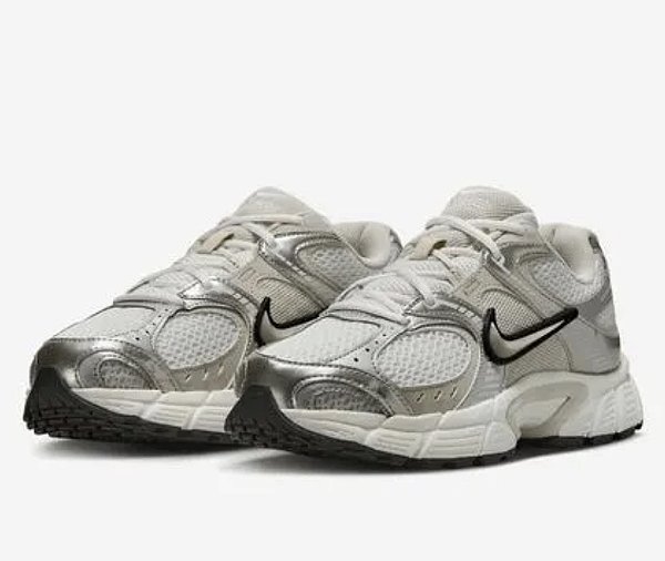 Tênis Nike V5 Rnr  Branco/Prata