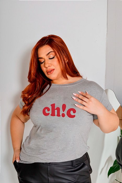 T-SHIRT PLUS SIZE CHIC DTF CINZA