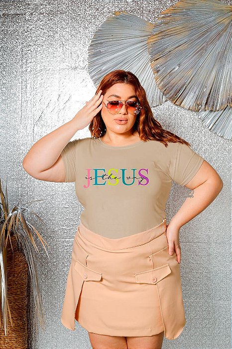 T-SHIRT PLUS SIZE JESUS IS DTF BEGE