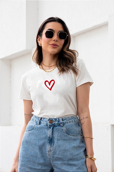 T-SHIRT CORAÇÃO DTF BRANCO