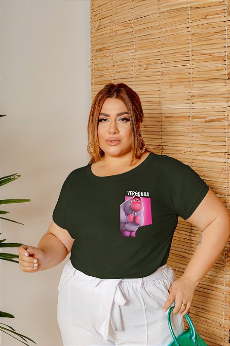 T-SHIRT PLUS SIZE VERGONHA DIVERTIDAMENTE DTF VERDE MILITAR XG