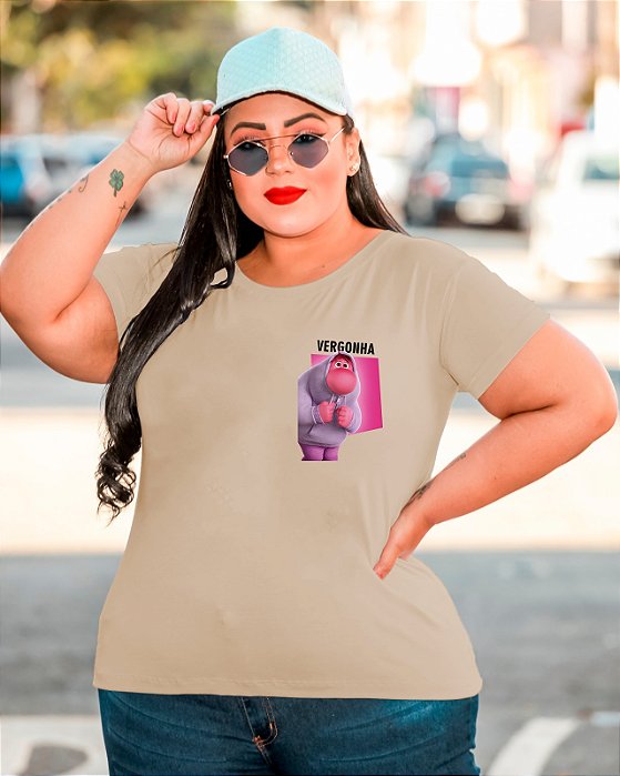 T-SHIRT PLUS SIZE VERGONHA DIVERTIDAMENTE DTF BEGE XG
