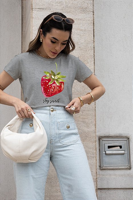 T-SHIRT MORANGO STAY SWEET DTF CINZA