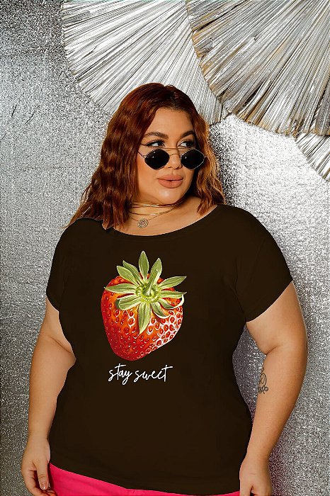 T-SHIRT PLUS SIZE MORANGO STAY SWEET DTF CHOCOLATE XG