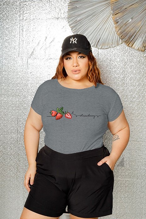 T-SHIRT PLUS SIZE MORANGOS STRANWBERRY DTF CINZA XG