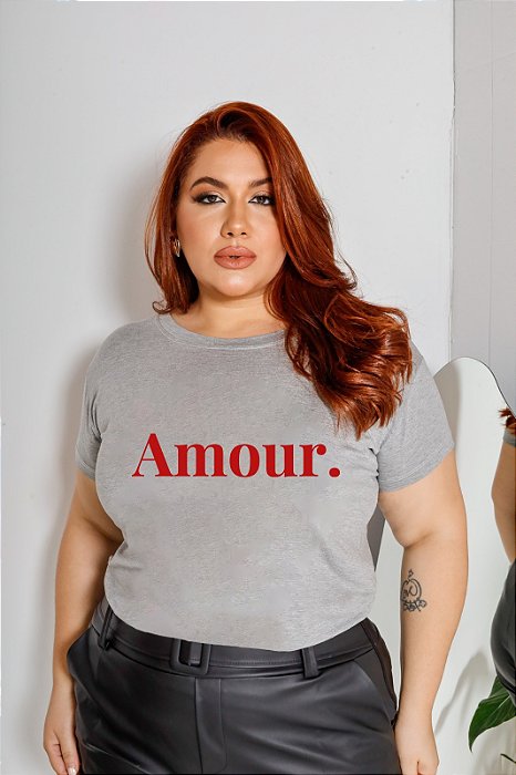 T-SHIRT PLUS SIZE AMOUR. DTF CINZA XG