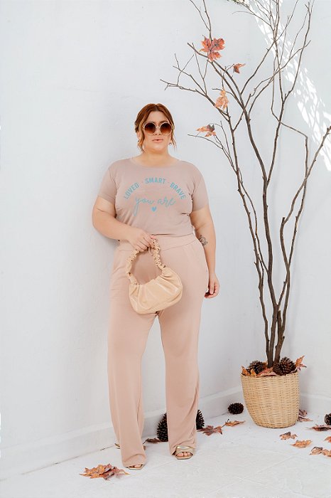 T-SHIRT PLUS SIZE YOU ARE LOVED DTF BEGE XG