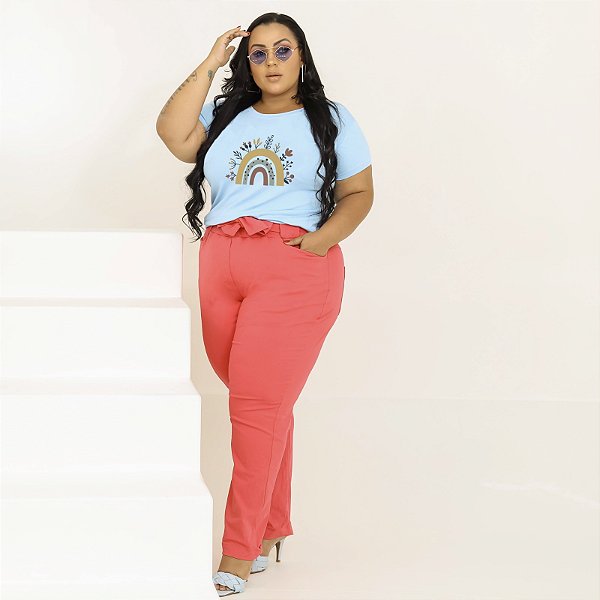 T-SHIRT PLUS SIZE ARCO-IRIS BOHO DTF AZUL BEBÊ XG