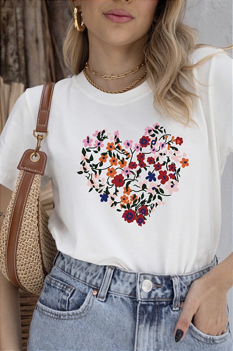 T-SHIRT FLORES CORAÇÃO DTF BRANCO