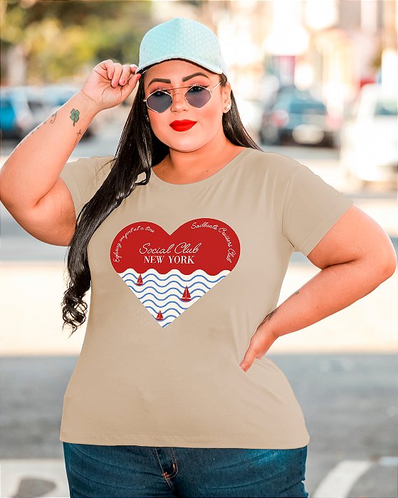 T-SHIRT PLUS SIZE ONDAS CORAÇÃO NEW YORK DTF BEGE XG