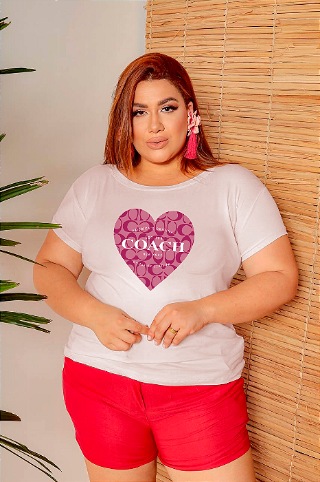 T-SHIRT PLUS SIZE CORAÇÃO COACH DTF OFF WHITE XG