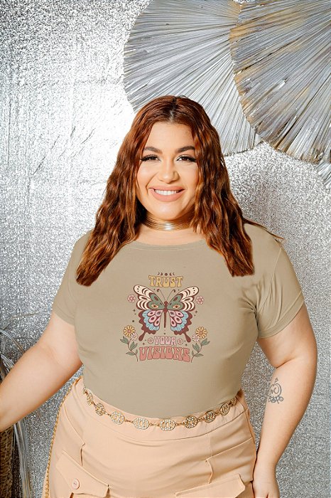 T-SHIRT PLUS SIZE TRUST VISION BORBOLETA DTF BEGE XG