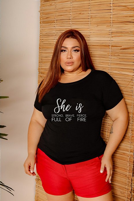T-SHIRT PLUS SIZE SHE IS DTF XG