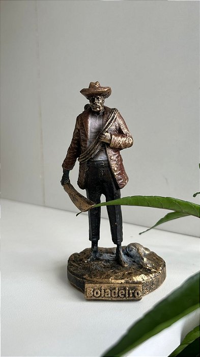 Imagem De Resina- Boiadeiro 12CM