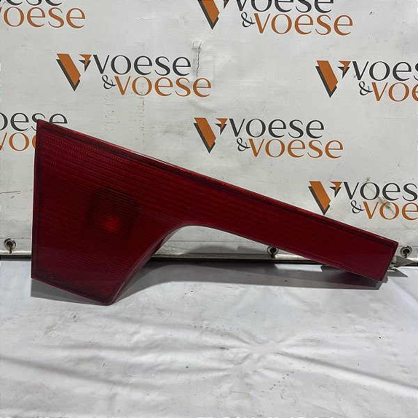 LANTERNA TAMPA TRASEIRA ESQUERDA SEAT CORDOBA 1995 ORIGINAL CODIGO SEAT 6K5945095
