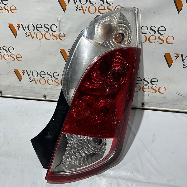 LANTERNA TRASEIRA DIREITA CHERY FACE 2012 ORIGINAL CODIGO CHERY S123773020 ( POSSUI DETALHES )