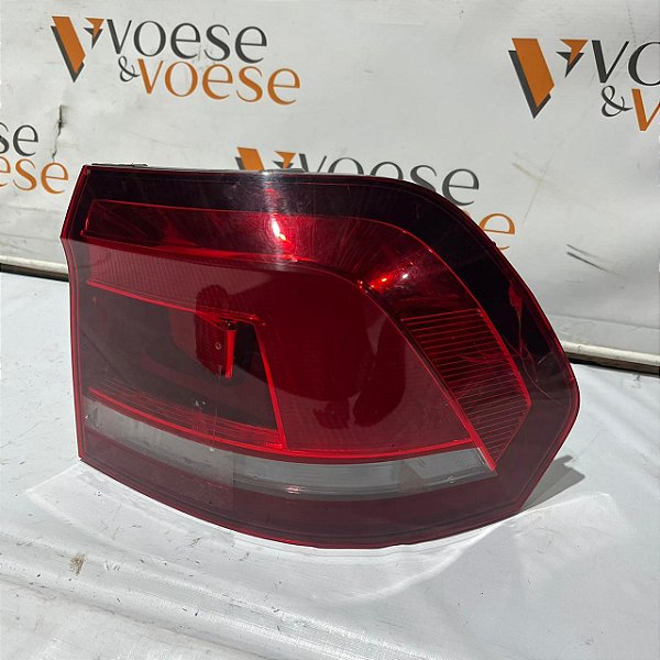 LANTERNA TRASEIRA DIREITA VW FOX 2016 ORIGINAL CODIGO VOLKSWAGEN 5Z0945096C (POSSUI AVARIAS)