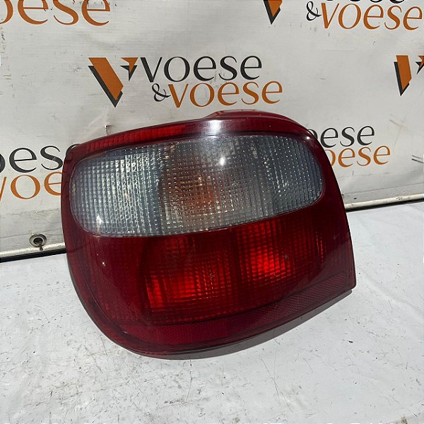 LANTERNA TRASEIRA ESQUERDA VW POINTER 1995 ORIGINAL 557945111