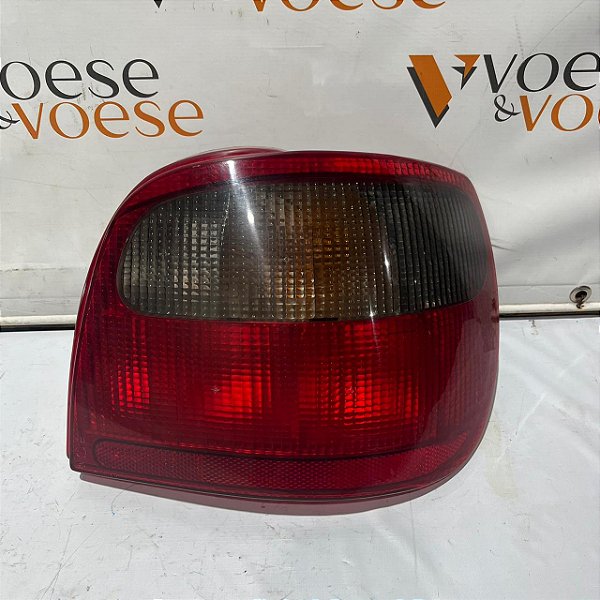 LANTERNA TRASEIRA DIREITA VW POINTER 1995 ORIGINAL 557945112