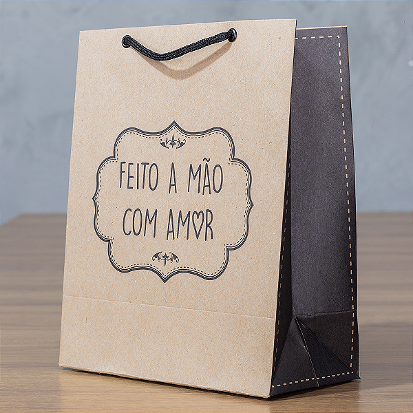 Sacola Kraft pequena "Feito a mão com amor" (20 unidades)