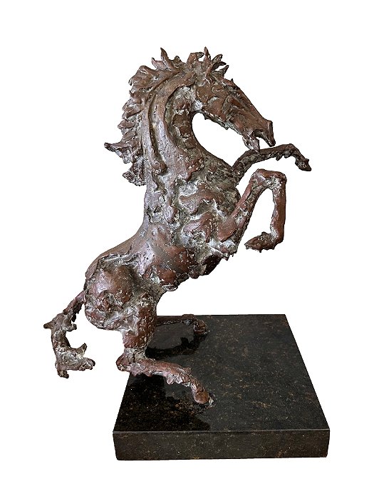 José Guerra - Cavalo Rompante -  Escultura em bronze - 57x45x30cm (medidas totais)